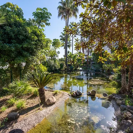De Lujo A 30m Playa Apartment Estepona